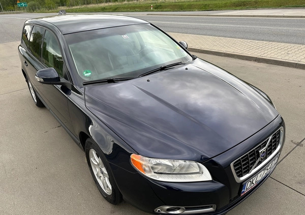 Volvo V70 cena 24800 przebieg: 274000, rok produkcji 2009 z Kłodzko małe 781